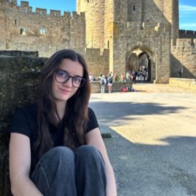 Queralt, Niñera o canguro en Arenys de Munt