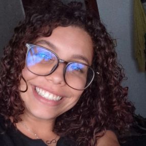 Ester, Babysitter in Santurce