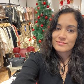 Noelia, Niñera o canguro en Sitges