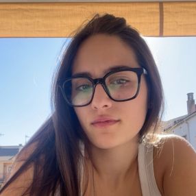 Bruna, Babysitter in Santpedor