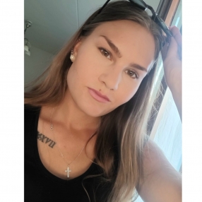 Mia, Lastenhoitaja kaupungissa Lohja