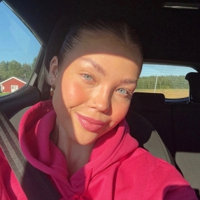 Roosa, Babysitter in Kuopio