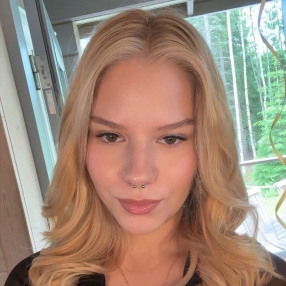 Emma, Lastenhoitaja kaupungissa Oulu