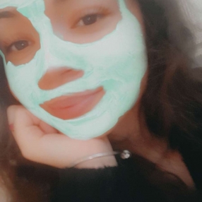 Cindy, Perhe kaupungissa Akaa