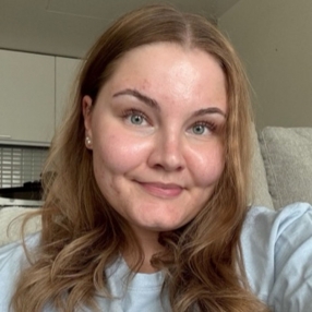 Jade , Babysitter in Turku