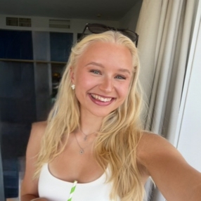 Isabella, Lastenhoitaja kaupungissa Vantaa