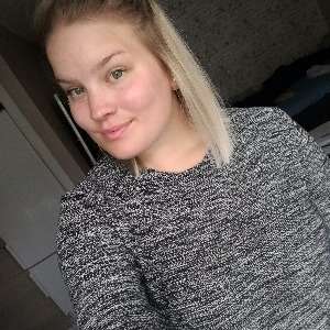 Janina, Lastenhoitaja kaupungissa Pori