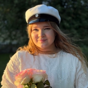 Aino, Babysitter in Kotka