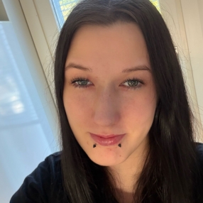 Tiia, Babysitter in Raisio