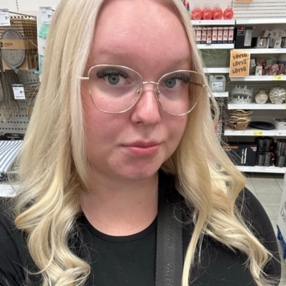 Emma, Lastenhoitaja kaupungissa Järvenpää
