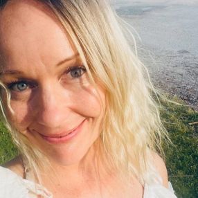 Lisa, Lastenhoitaja kaupungissa Parainen