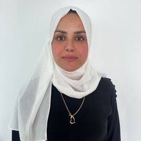 Narmin, Babysitter in Turku
