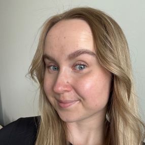 Alisa, Lastenhoitaja kaupungissa Kuopio