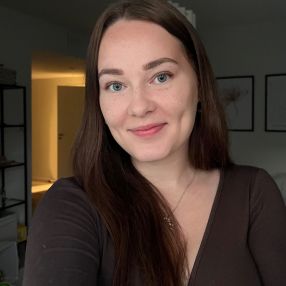 Ellen, Lastenhoitaja kaupungissa Oulu