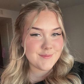 Fanny, Babysitter in Turku