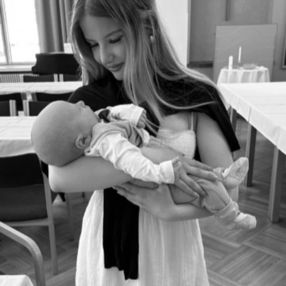 Julia, Lastenhoitaja kaupungissa Porvoo