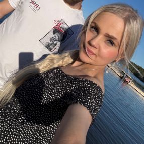 Nenna, Lastenhoitaja kaupungissa Kirkkonummi