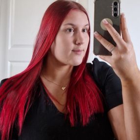 Pinja, Lastenhoitaja kaupungissa Kannus