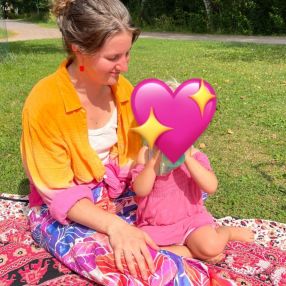 Roosa, Babysitter in Kerava