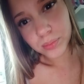 Camila, Lastenhoitaja kaupungissa Luvia