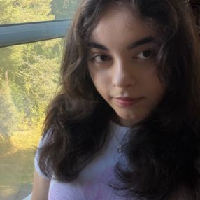 Ajna, Babysitter in Kouvola