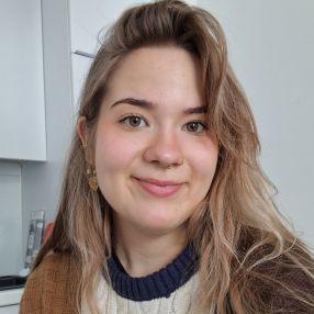 Nea, Babysitter in Oulu