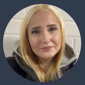 Amanda, Lastenhoitaja kaupungissa Perttula