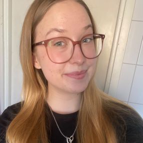 Julia, Babysitter in Oulu