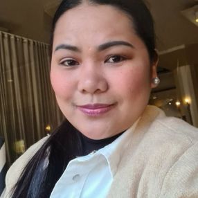 Manilyn, Lastenhoitaja kaupungissa Oulu