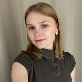 Saaga, Lastenhoitaja kaupungissa Jämsä
