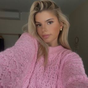 Elviira, Babysitter in Turku