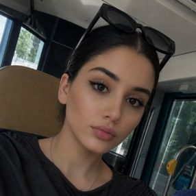 Selena Tuba, Lastenhoitaja kaupungissa Vantaa