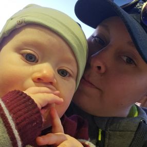 Suvi, Perhe kaupungissa Perälä