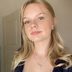 Minea, Lastenhoitaja kaupungissa Mäntsälä