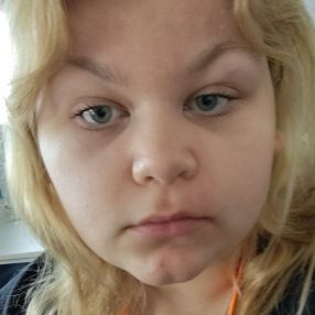 Nea, Babysitter in Tornio