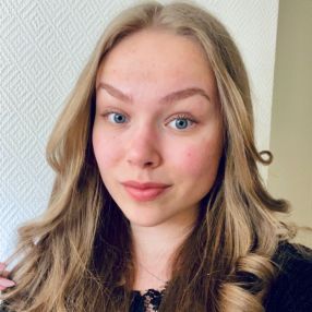Essi, Babysitter in Rovaniemi
