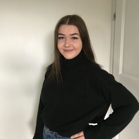 Elisa, Lastenhoitaja kaupungissa Oulainen
