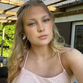 Oona, Babysitter in Nakkila
