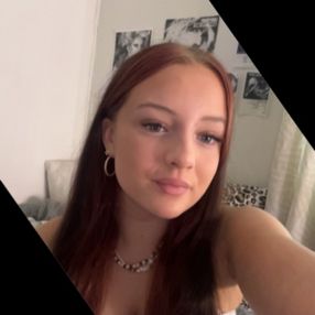 Fanni, Babysitter in Raisio