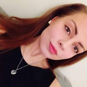 Paula, Lastenhoitaja kaupungissa Oulainen