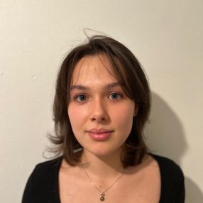 Анастасія, Babysitter in Tuusula