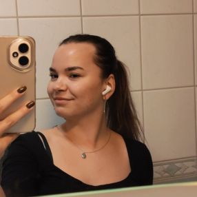 Saara, Lastenhoitaja kaupungissa Hämeenlinna