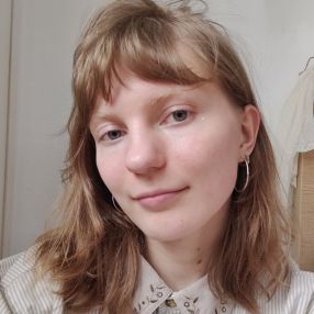 Sara, Lastenhoitaja kaupungissa Kotka