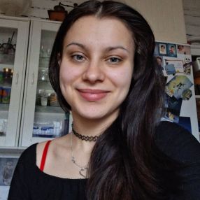 Emanuela, Lastenhoitaja kaupungissa Pietarsaari