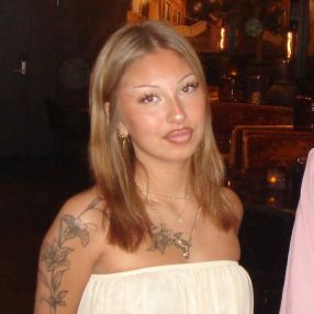 Alisa, Babysitter in Klaukkala
