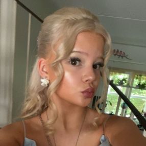 Kerttu, Babysitter in Imatra