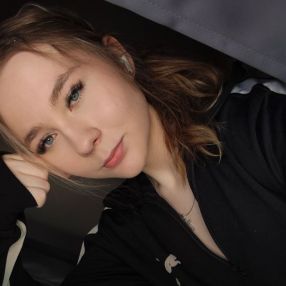 Jasmine, Babysitter in Hämeenkyrö