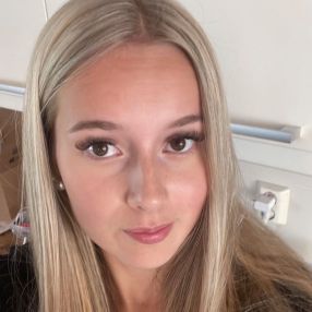 Neela, Lastenhoitaja kaupungissa Joensuu