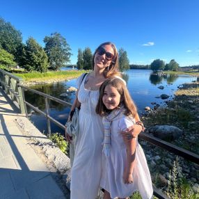 Katarina Paz, Perhe kaupungissa Vantaa