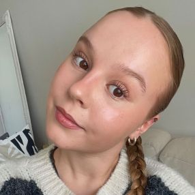 Iida, Lastenhoitaja kaupungissa Joensuu
